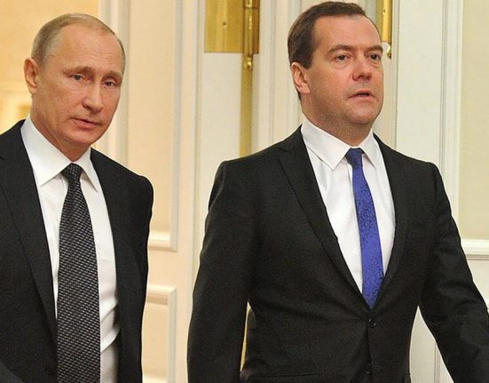 Financial Times Calin Georgescu promovat pe TikTok de firma unei rusoaice legate de campaniile lui Putin si Medvedev