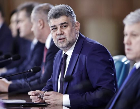 Prima sedinta a Coalitiei dupa investirea guvernului se discuta taierile de la 1 ianuarie