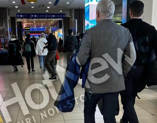 Calin Georgescu a parasit tara inaintea mitingului de la CCR