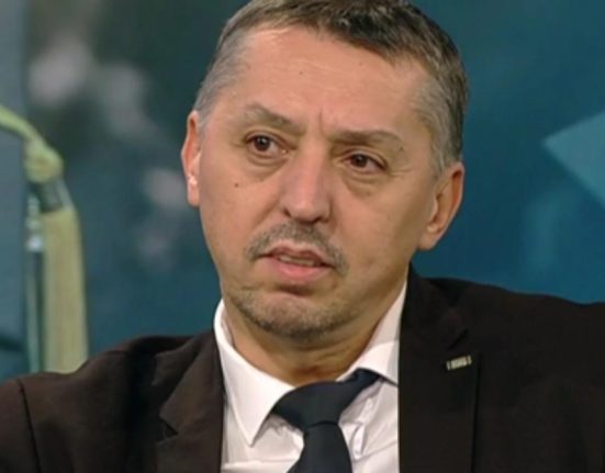 Daniel David Lipsa comunicarii favorizeaza conspiratiile stirile false si revoltele anti sistem Trebuie remediata