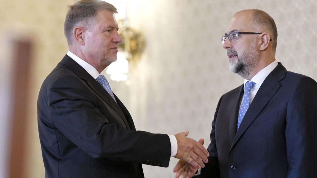 Kelemen Hunor Iohannis trebuia sa explice poporului de ce au fost anulate alegerile si sa demisioneze S ar fi eliberat supapele