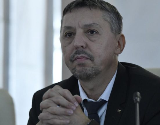 Ministrul Educatiei Daniel David Exista trei Romanii Originea urii fata de sustinatorii lui Calin Georgescu
