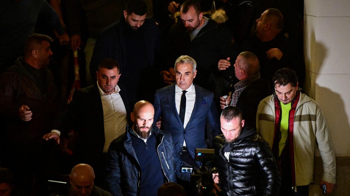 Registru public Sustinatorii antisistemului din jurul lui Calin Georgescu