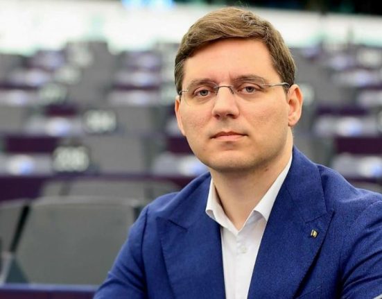 Victor Negrescu Comisia Europeana va prezenta curand raportul despre influentele prin TikTok in alegeri