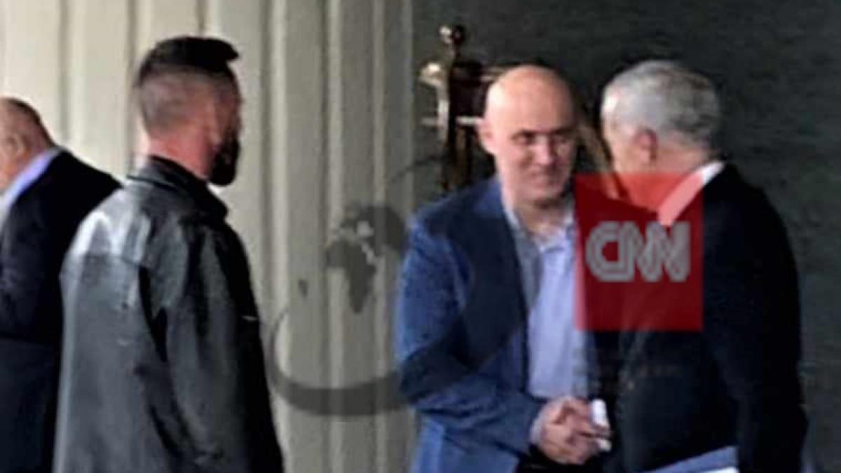 Calin Georgescu se distanseaza de Horatiu Potra Avocatul il acuza pe mercenar