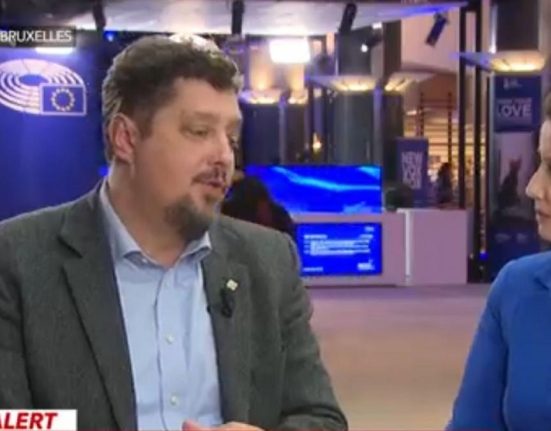 Claudiu Tarziu Romania sa participe la pace si reconstructie