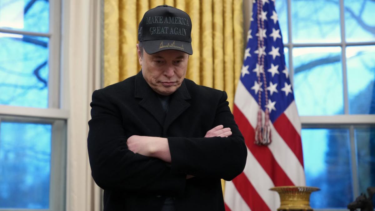 Elon Musk distribuie o postare a lui Calin Georgescu despre eliminarea retelei Soros