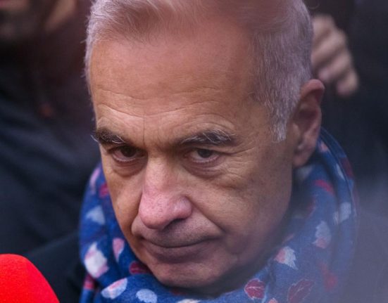 Georgescu s a plans de viata in Austria Acest dezavantaj al situatiei de a fi fortat sa mananci intr o tara straina