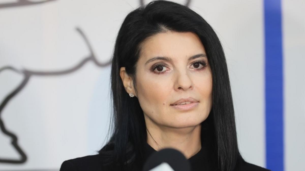 Lavinia Sandru insista Romanii merita adevarul La consultarile de miercuri dezvaluiti motivul real al anularii alegerilor