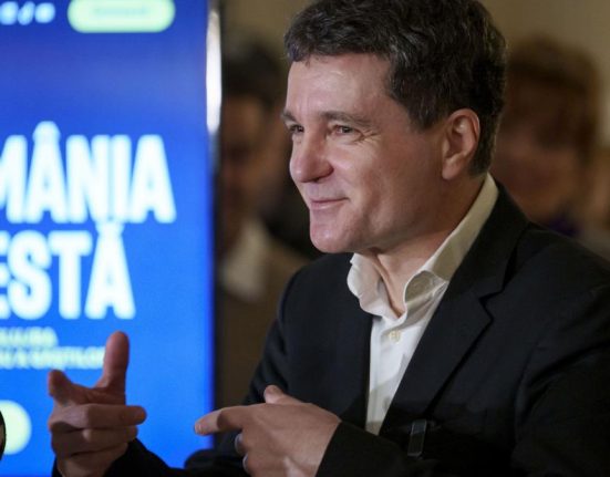 Nicusor Dan Urmeaza o campanie electorala ce va decide directia Romaniei pe multi ani