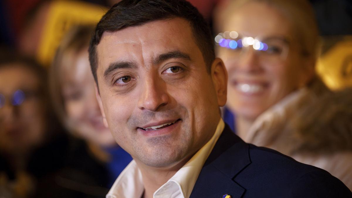 Reactia lui George Simion dupa demisia lui Klaus Iohannis E victoria voastra E timpul pentru turul 2