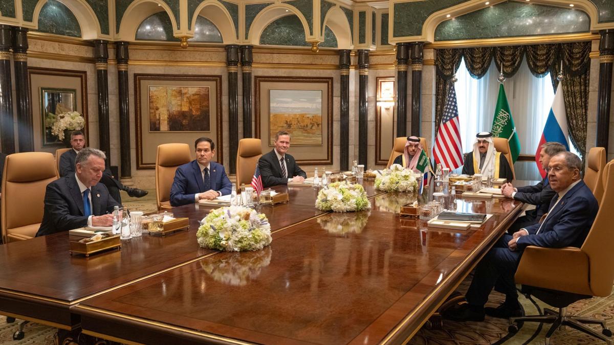 Romania in negocierile de la Riad Oficial Putin cere Yalta 2 Americanii sa plece din Romania