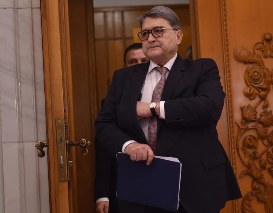 Bolojan despre Musk si raspunsurile oficiale Disputele nu ne ajuta