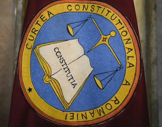 CCR analizeaza duminica contestatiile candidaturilor lui George Simion si Victor Ponta la prezidentiale