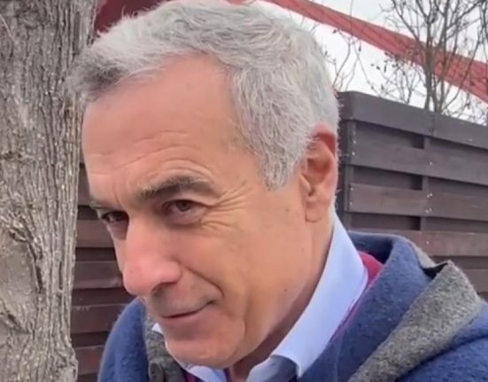 Calin Georgescu a refuzat sa raspunda intrebarilor despre banii primiti
