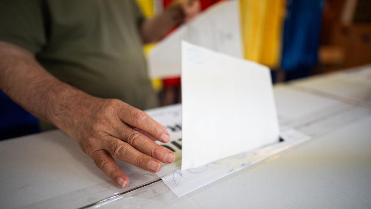 Cati romani din diaspora s au inscris pentru vot prin corespondenta