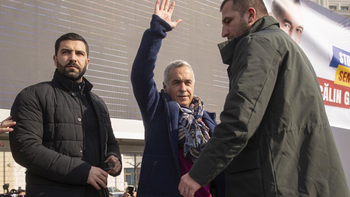Ce a scris Calin Georgescu in anexa declaratiei de avere nesemnate Recunoaste masina primita de la Potra