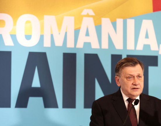 Crin Antonescu la Brasov Educatia va fi prioritara pentru mine