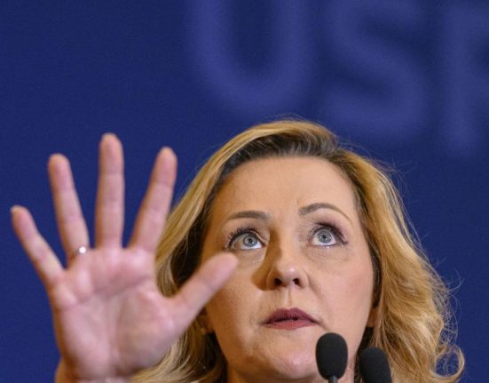 Elena Lasconi Bolojan optiunea mea de prim ministru USR nu merge cu Ciolacu