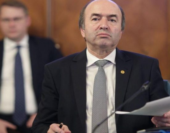 Tudorel Toader despre candidatura lui Georgescu CCR se raporteaza la Constitutie nu la procedura penala precedentul Sosoaca