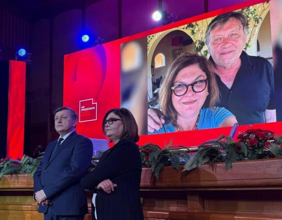 Adina Valean despre Crin Antonescu Mereu cauta prin buzunare sa ajute pe cei de la coltul strazii