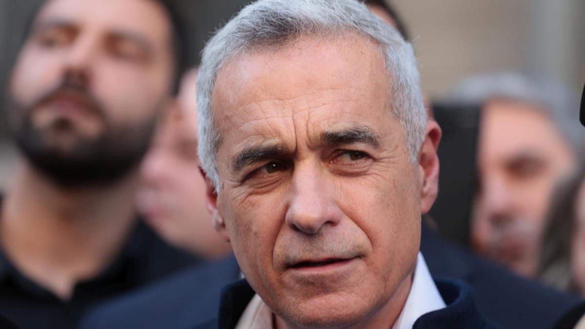 Calin Georgescu pierde sustinerea alegatorilor Ilie Bolojan si Crin Antonescu l au intrecut
