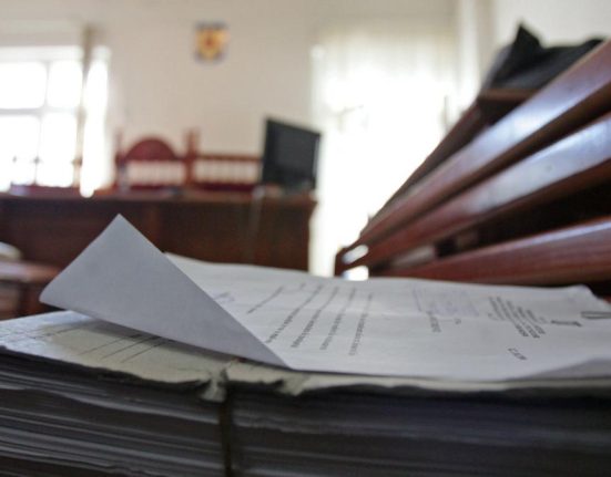 DOCUMENT Motivarea judecatorului din Ploiesti privind suspendarea deciziei de anulare a alegerilor CCR a interpretat abuziv legea