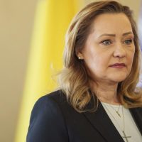 Elena Lasconi Am strans 30000 lei din donatii cum s ar zice de seminte dupa retragerea sprijinului USR