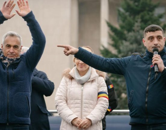 George Simion Alegeri anticipate pentru Calin Georgescu presidente