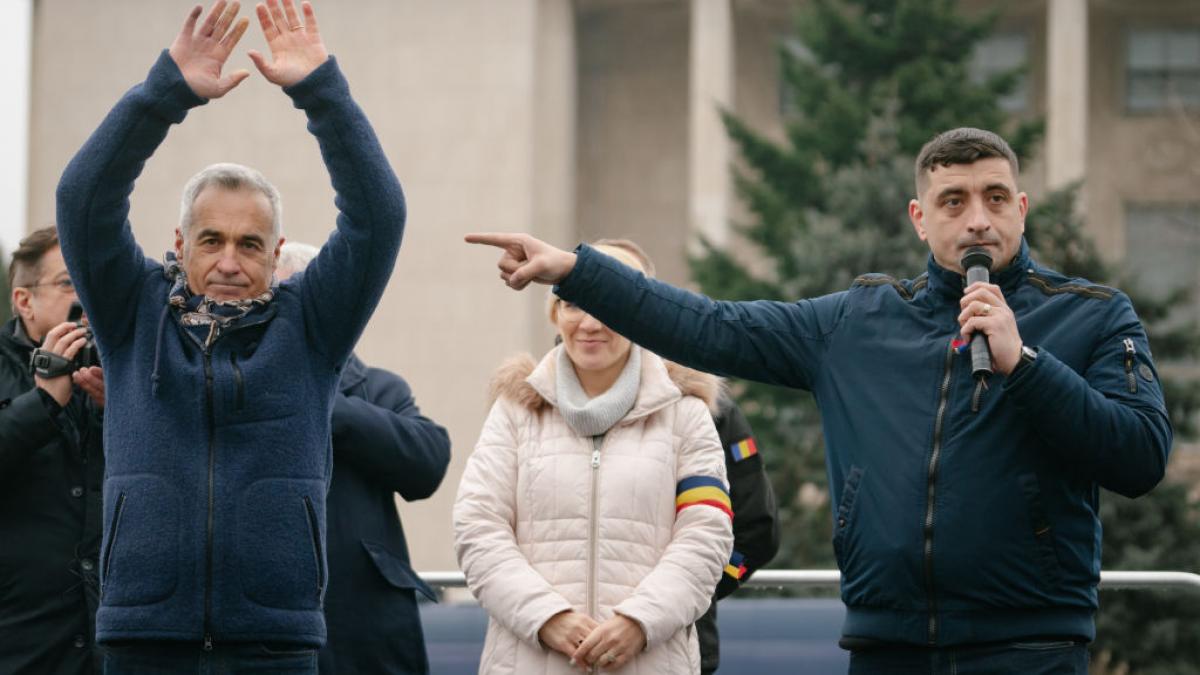 George Simion Alegeri anticipate pentru Calin Georgescu presidente