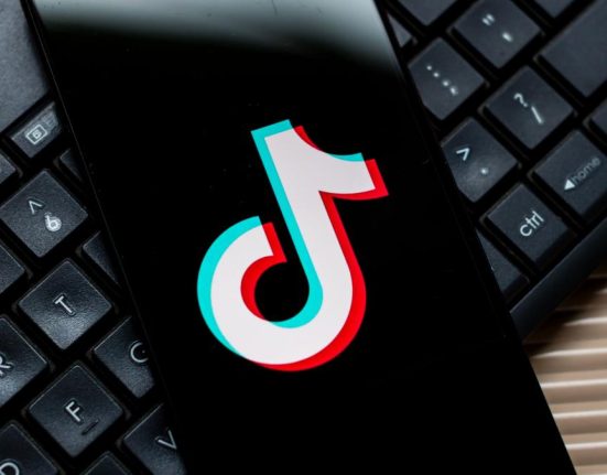 La o zi de la start BEC a eliminat materiale electorale online