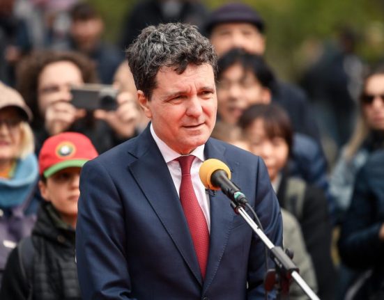 Nicusor Dan despre folosirea masinii Primariei in campanie