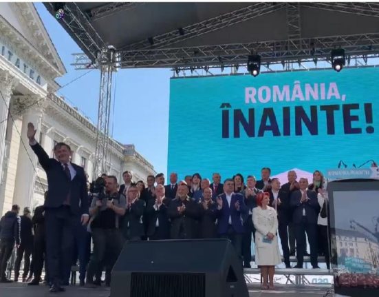 Primul miting al coalitiei la Craiova Crin Antonescu Dusmanul meu e saracia boala