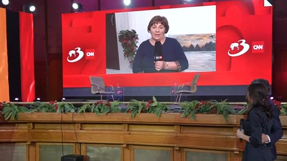 Soacra lui Nicusor Dan isi doreste sa i ia fiica de nevasta cu acte Cred ca se va intampla