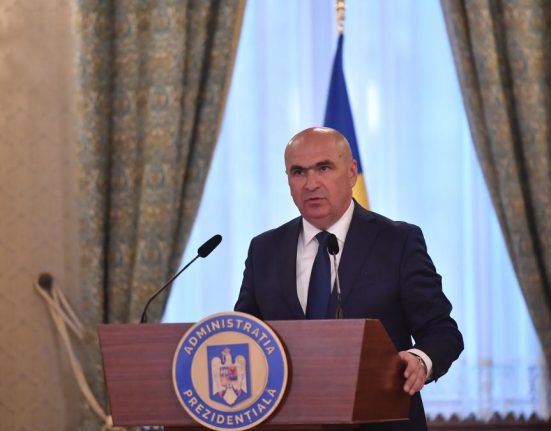 Bolojan despre Romania Suntem un organism slabit fara anticorpi