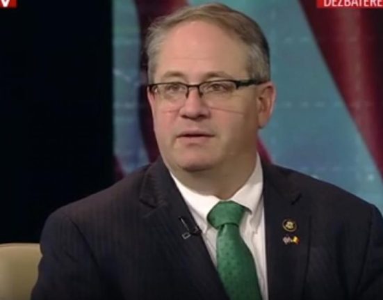 Interviu exclusiv cu seful delegatiei lui Trump in Romania Sustin decizia organizarii de alegeri noi