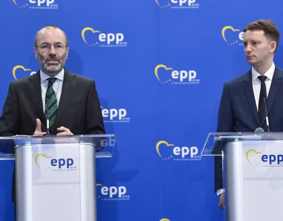 Liderii PPE critica PSD pentru lipsa sprijinului pentru Dan Simion ameninta securitatea Romaniei si a UE
