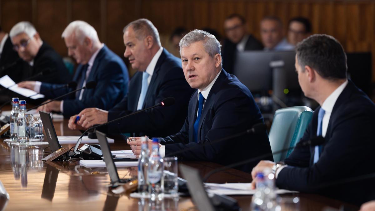 Minitrii chemai la raport nainte de negocierile PNRR