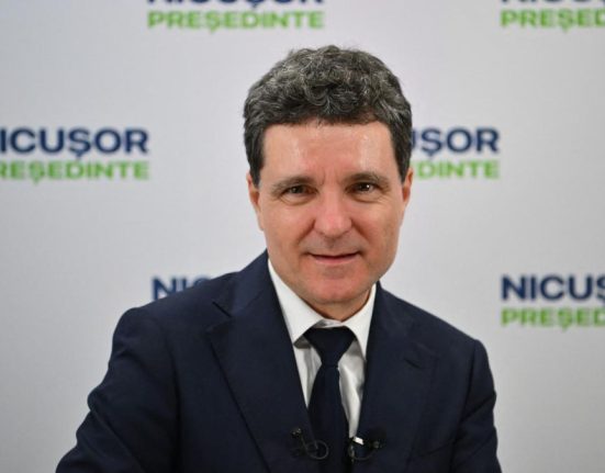 Nicusor Dan despre finala prezidentiala Romanii au doua optiuni opuse iar vocea partidelor va conta putin