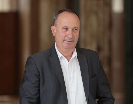 Primul atac PSD la Bolojan Caciul despre Criza bugetara