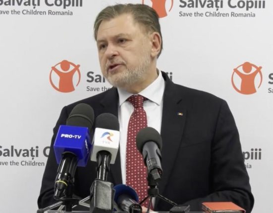 Rafila face apel pentru votul in favoarea vaccinarii