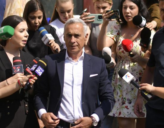 Calin Georgescu se plange de hartuire Pieleanu I si pregateste candidatura pentru Presedintie