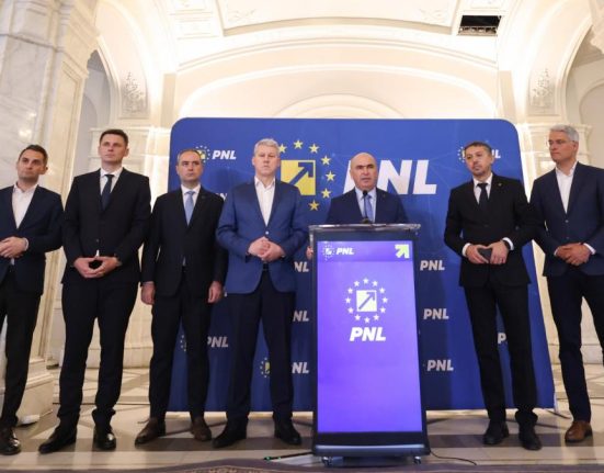 Cine sunt cei 4 ministri validati de PNL