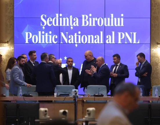 Guvernul Bolojan este format 5 vicepremieri in istorie