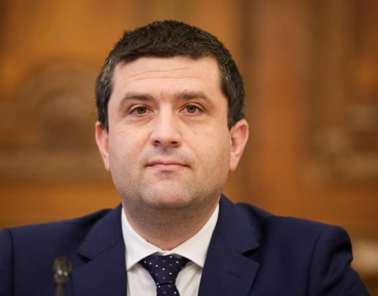 Ministrul Economiei Mina de la Praid risca sa devina lac