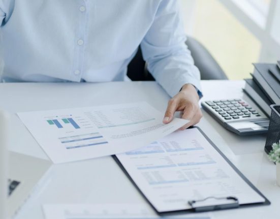 Nicusor Dan Zona de evaziune prioritate pentru Servicii