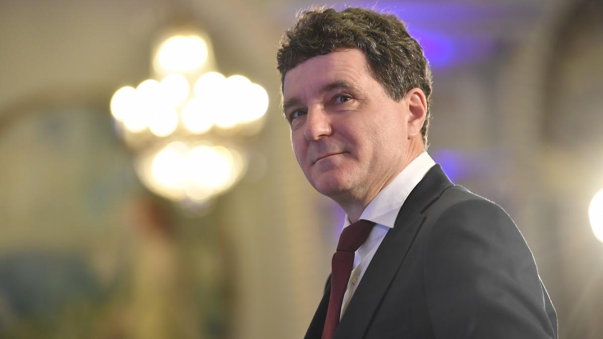 Nicusor Dan intrebat despre postul de la Institut O sa reflectez
