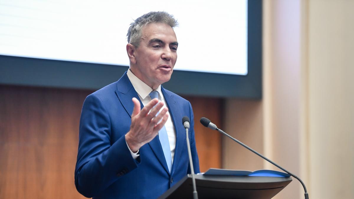 Postul de vicepremier pentru reforma Stilul din business