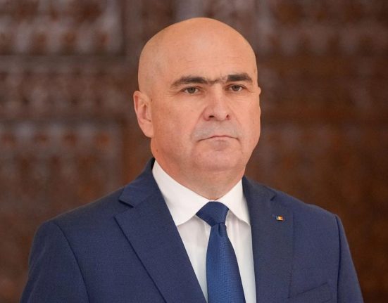 Prima zi a Guvernului Bolojan mesajul premierului