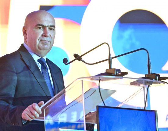 Congres extraordinar PNL pentru alegerea unui nou presedinte